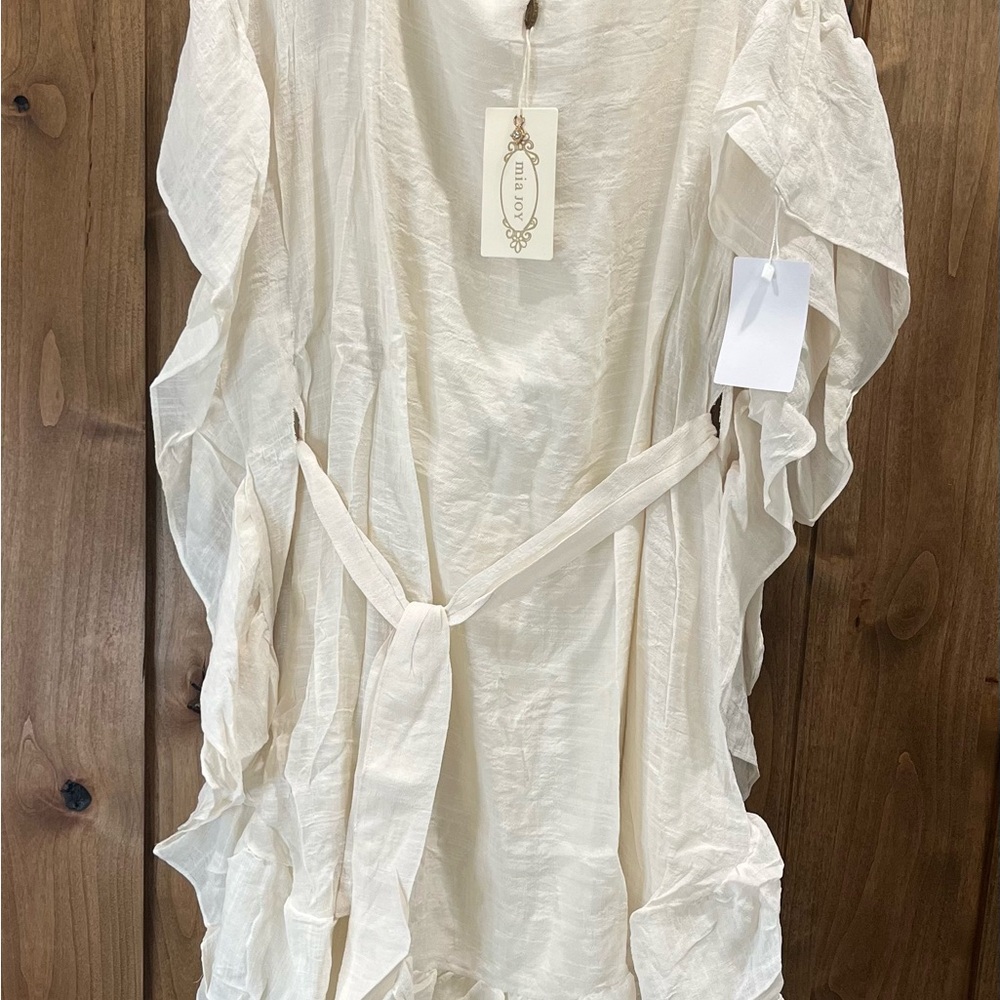 NWT Joyfolie Jovia Cream Ruffled Blouse with Tie Front girls size 12